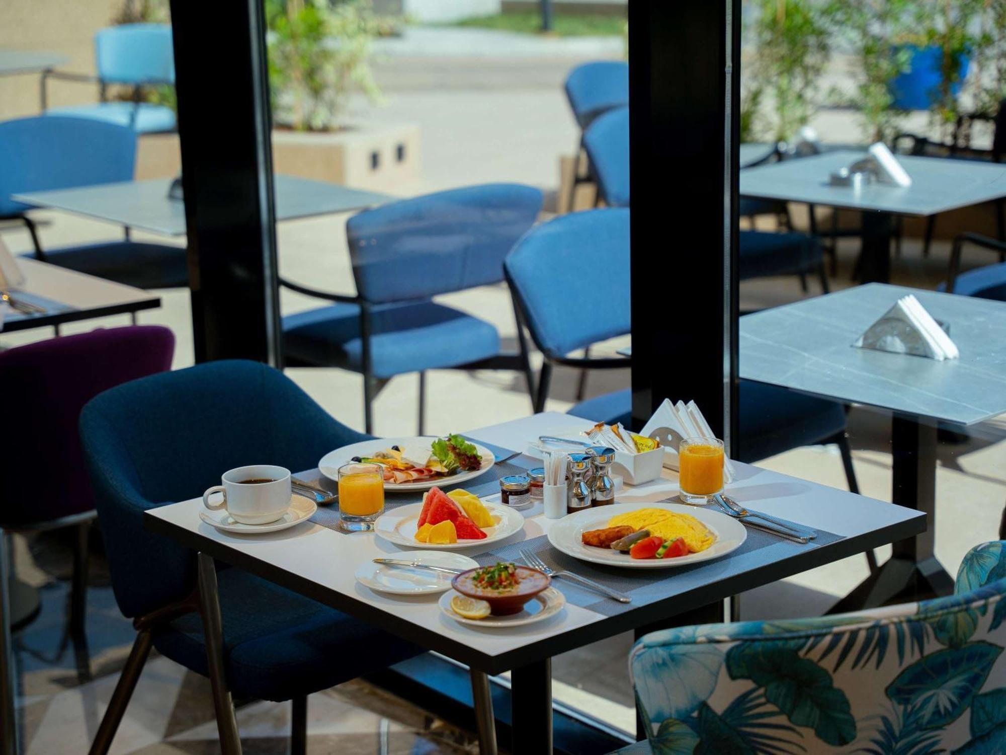 Mercure Riyadh Al Anoud Exteriér fotografie